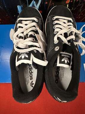 adidas Originals Stan Smith CS J Black Suede Gum Sole IE7587